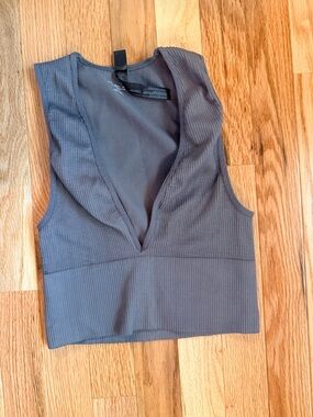 Urban Outfitters Ribbed Plunge Crop Top - Charcoal